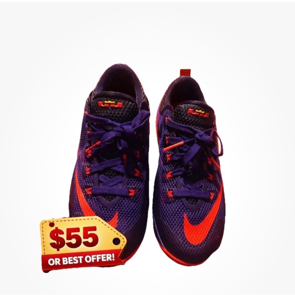Nike LeBron 12 Low "Court Purple" basketball shoes size 7Y=8.5W’s